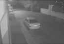 Câmera de segurança flagra furto de carro em Itaperuna