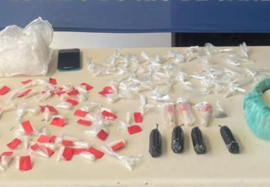 PM apreende artefatos explosivos e drogas em Itaperuna