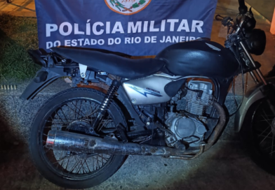 Motociclista é preso por tráfico de drogas em Itaperuna