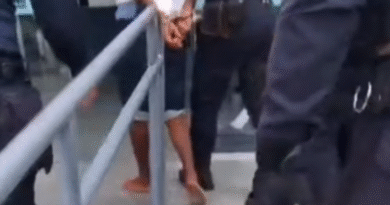 Suspeito é detido por guardas municipais com par de botinas furtado no Centro de Itaperuna