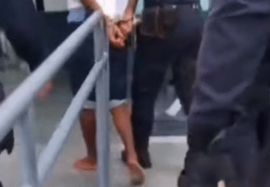 Suspeito é detido por guardas municipais com par de botinas furtado no Centro de Itaperuna