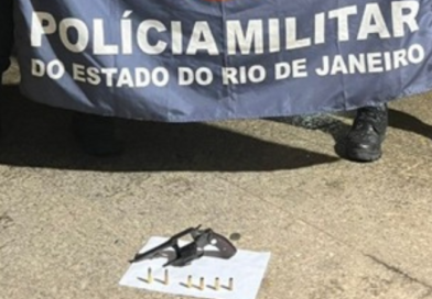 Dupla efetua disparos de arma de fogo e acaba presa em Aperibé