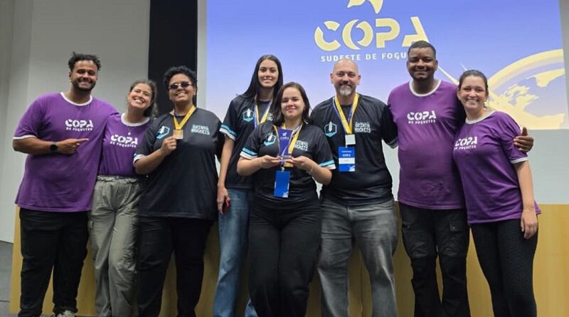 Equipe de escola estadual de Pilares conquista medalha de ouro na Copa Sudeste de Foguetes