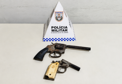 Dois homens são presos com armas em Itaocara